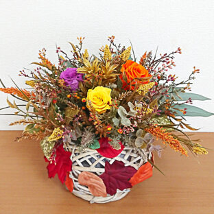 11月 お花を贈ったり、飾ったりしましょう