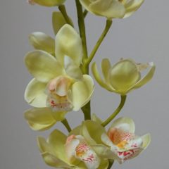 アーティフィシャルフラワーとは