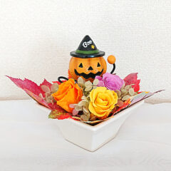 10月 お花を贈ったり、飾ったりしましょう