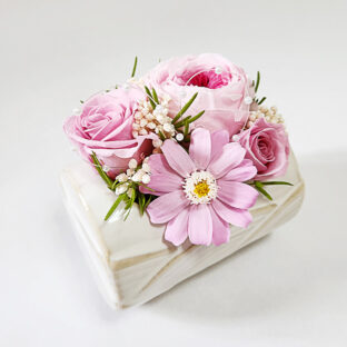 誕生日食事会にて義母と義妹にプレゼントしたい