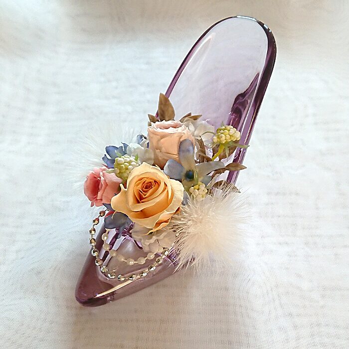 ハイヒールのアレンジ_傷んだお花の交換前